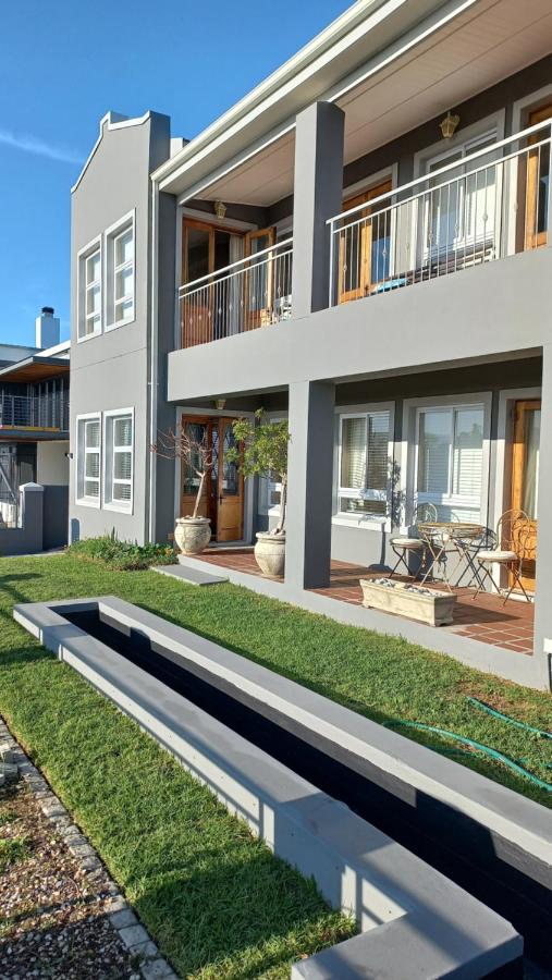 Oppikoppi De Kelders - B&B De Kelders