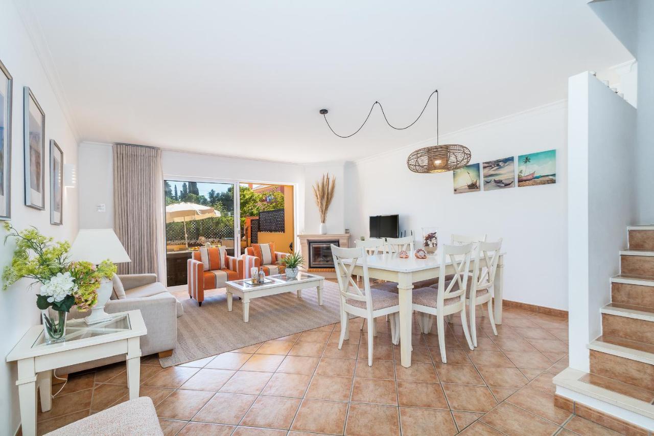 B&B Lagos - Jardins Meia Praia 104 by Algarve Golden Properties - Bed and Breakfast Lagos