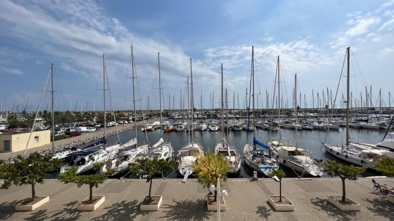 Superbe appartement rénové avec vue magnifique - B&B Gruissan