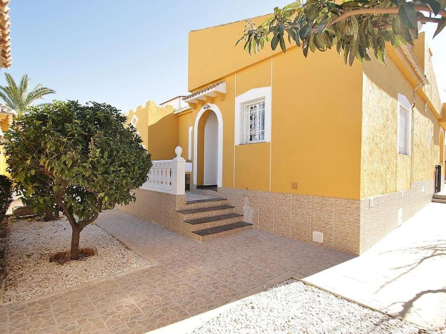 Agradable villa con piscina - Ferienwohnung Torrevieja