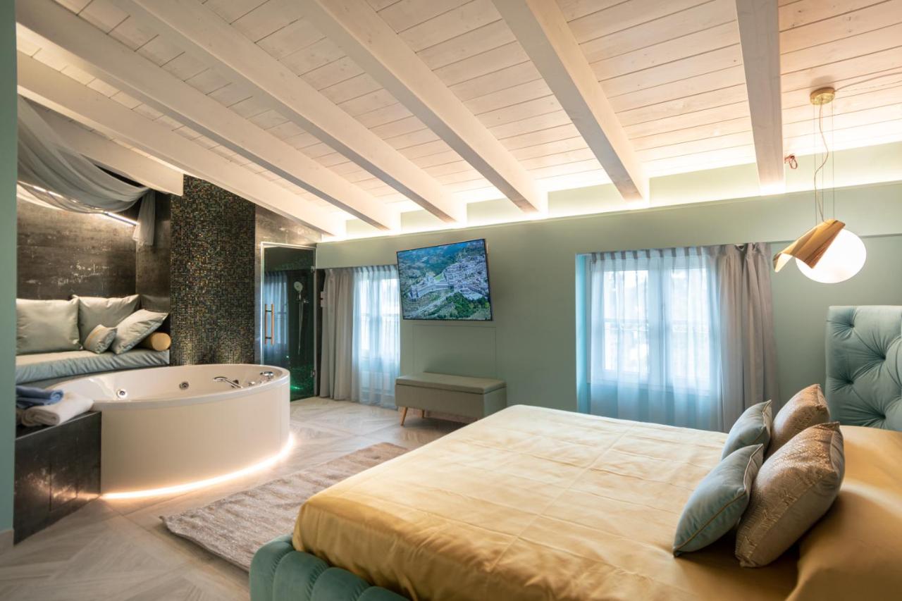 Suite met Kingsize Bed en Bubbelbad