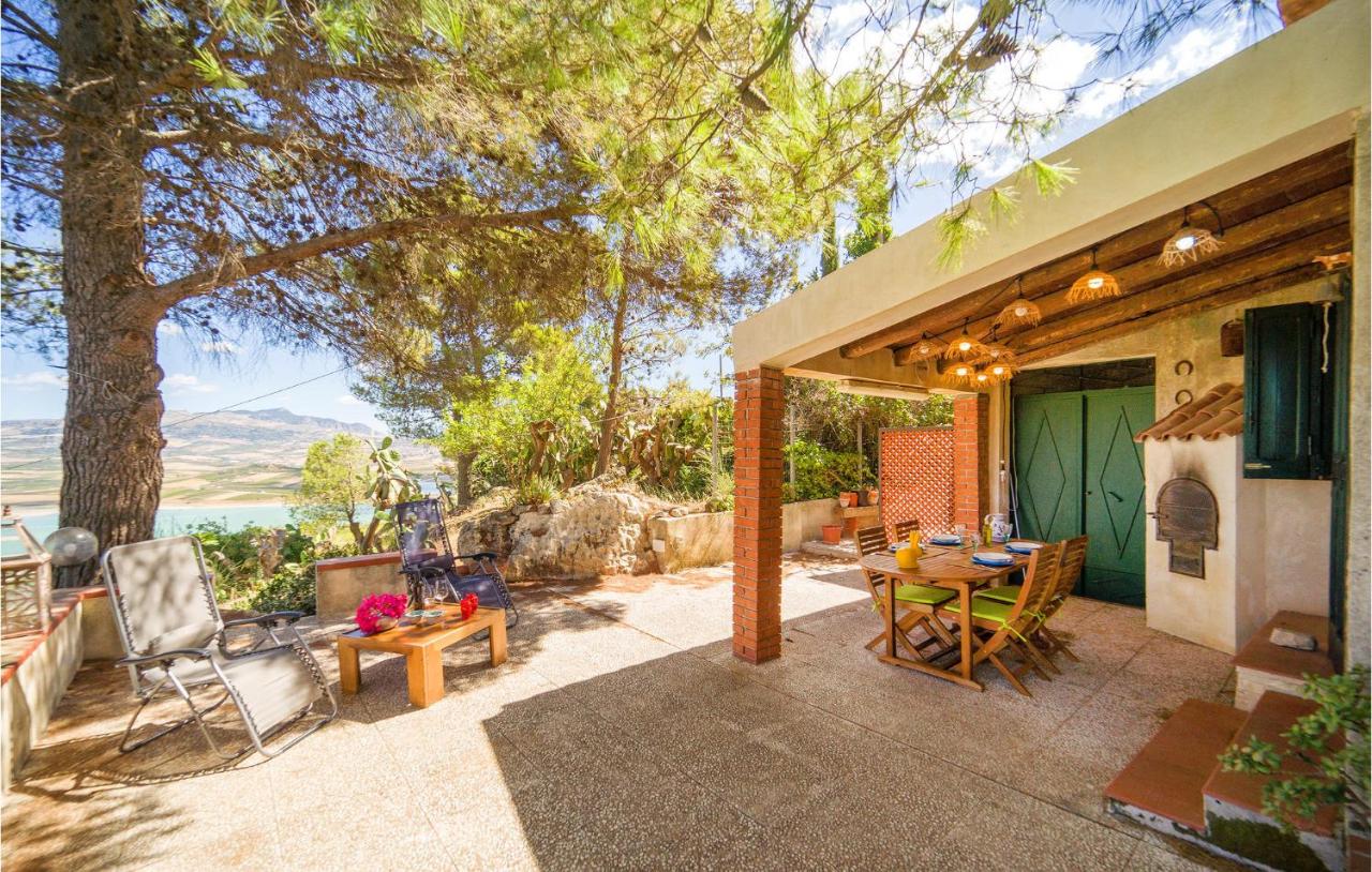 B&B Sambuca di Sicilia - Stunning Home In Sambuca Di Sicilia With House Sea View - Bed and Breakfast Sambuca di Sicilia