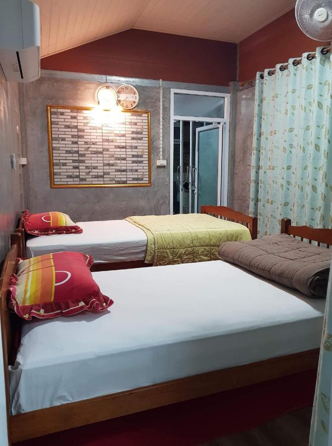 Twin Room with Bathroom