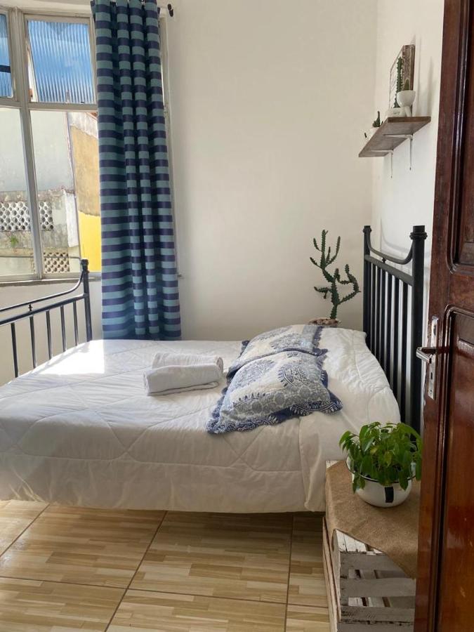 Salvador Dance-Hall Cuartos Privados