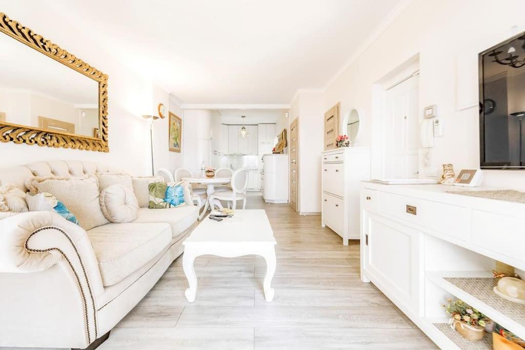 Playa San Juan apartment - Chambres d’hôtes Playa de San Juan