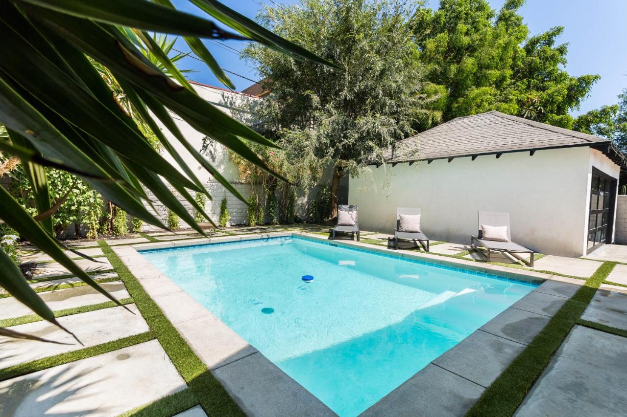 B&B Los Angeles - Modern Bungalow with a Pool in Larchmont Village - Bed and Breakfast Los Angeles