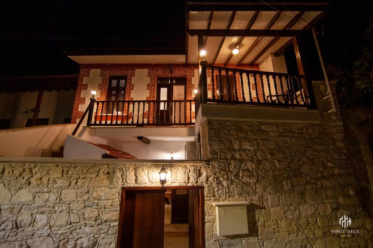VINGT-DEUX Vouni 22 - B&B