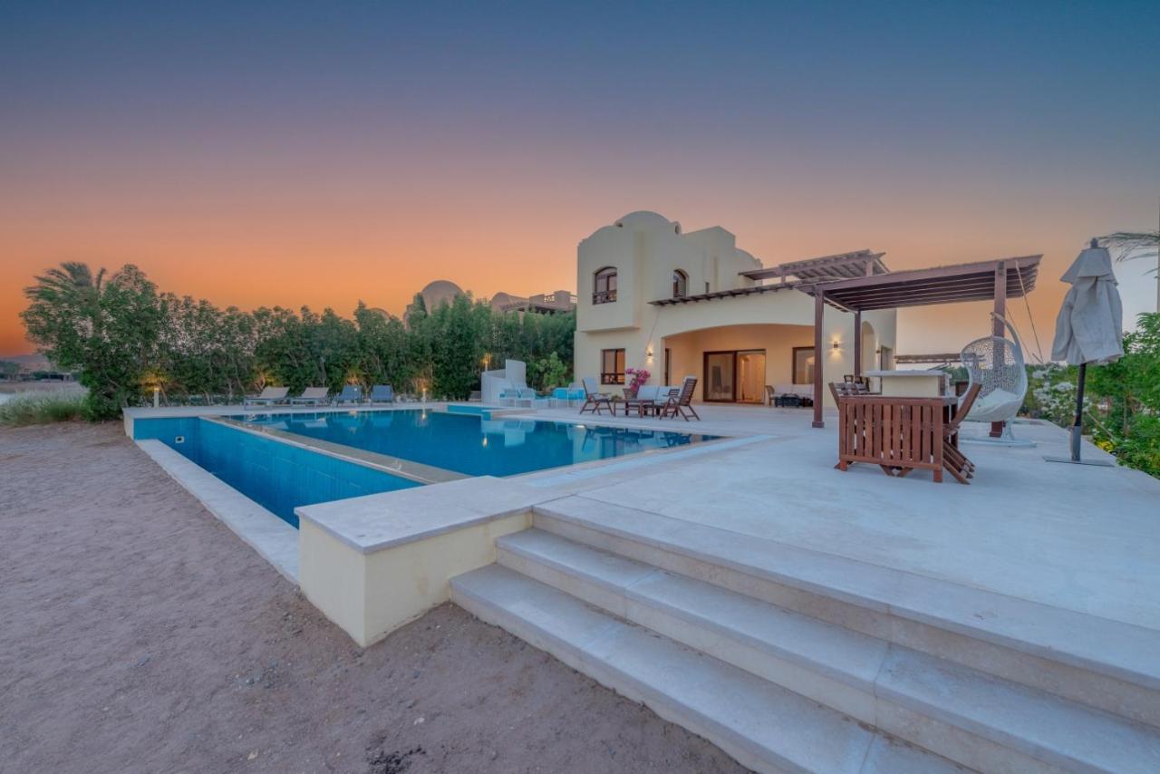 B&B Hurghada - Fresh Breeze High-End 2BR Villa with Private Pool, Sabina, El Gouna - Bed and Breakfast Hurghada