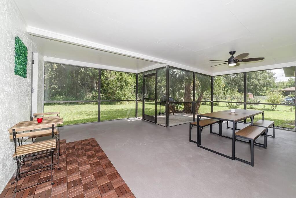 New 6min to 3 Sister Springs, Spacious, Fun with Game Room - B&B