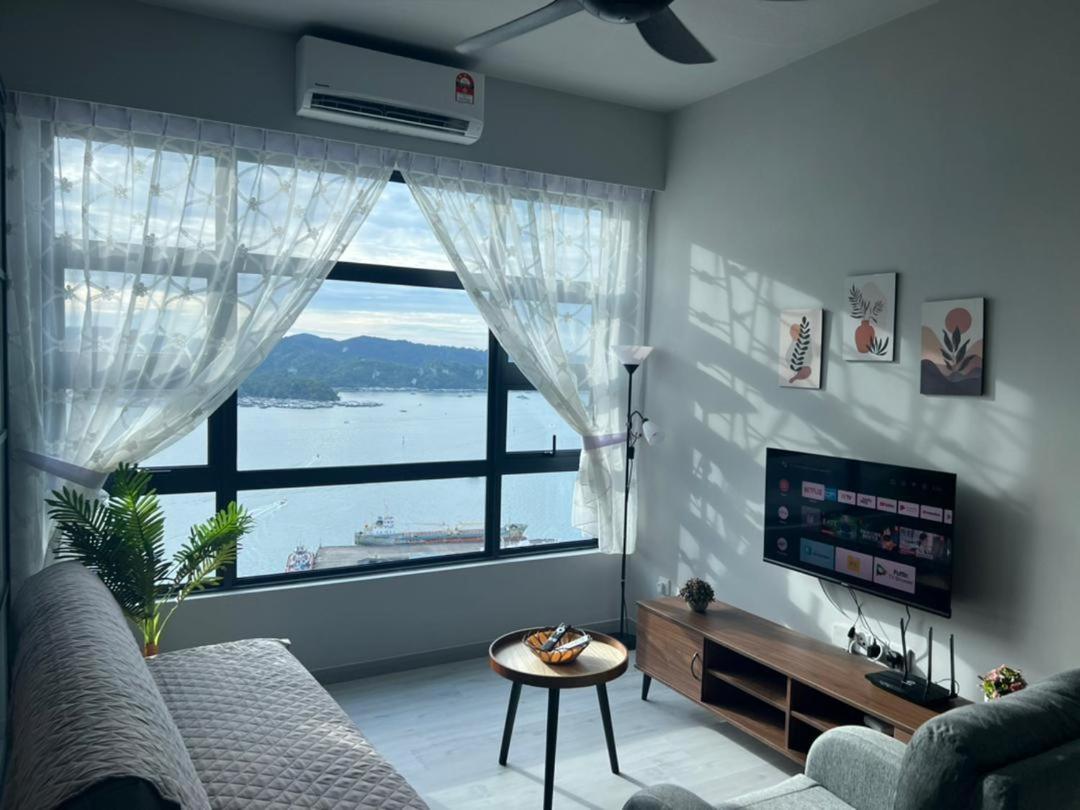 B&B Kota Kinabalu - Jesselton Quay Seaview Homestay near Suria Sabah by StayPlace - Bed and Breakfast Kota Kinabalu