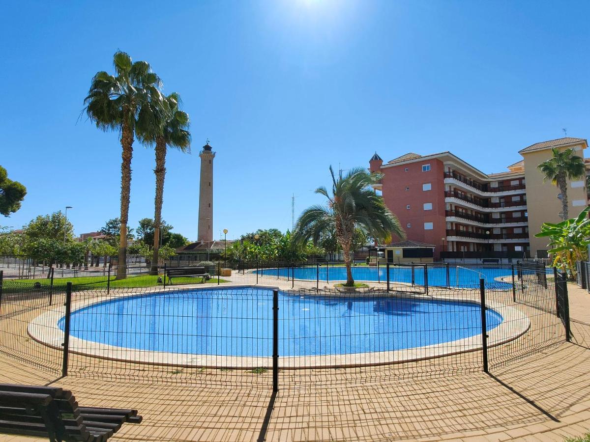 Global Vacacional, Apartamento con gran terraza y piscina - B&B Canet d'En Berenguer