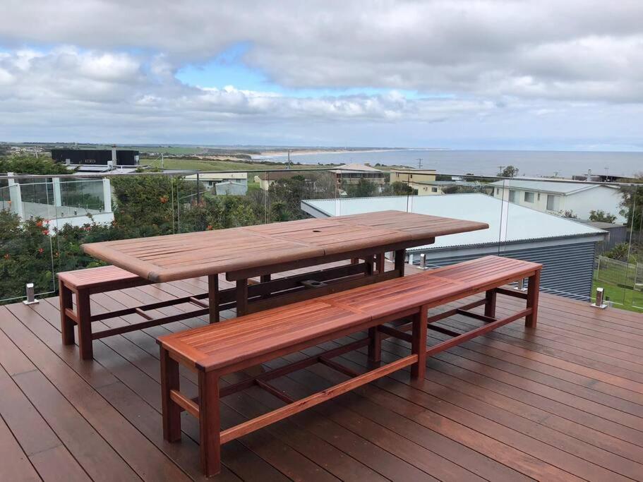 B&B Kilcunda - Vista Azure - the house on the hill with the view - Bed and Breakfast Kilcunda
