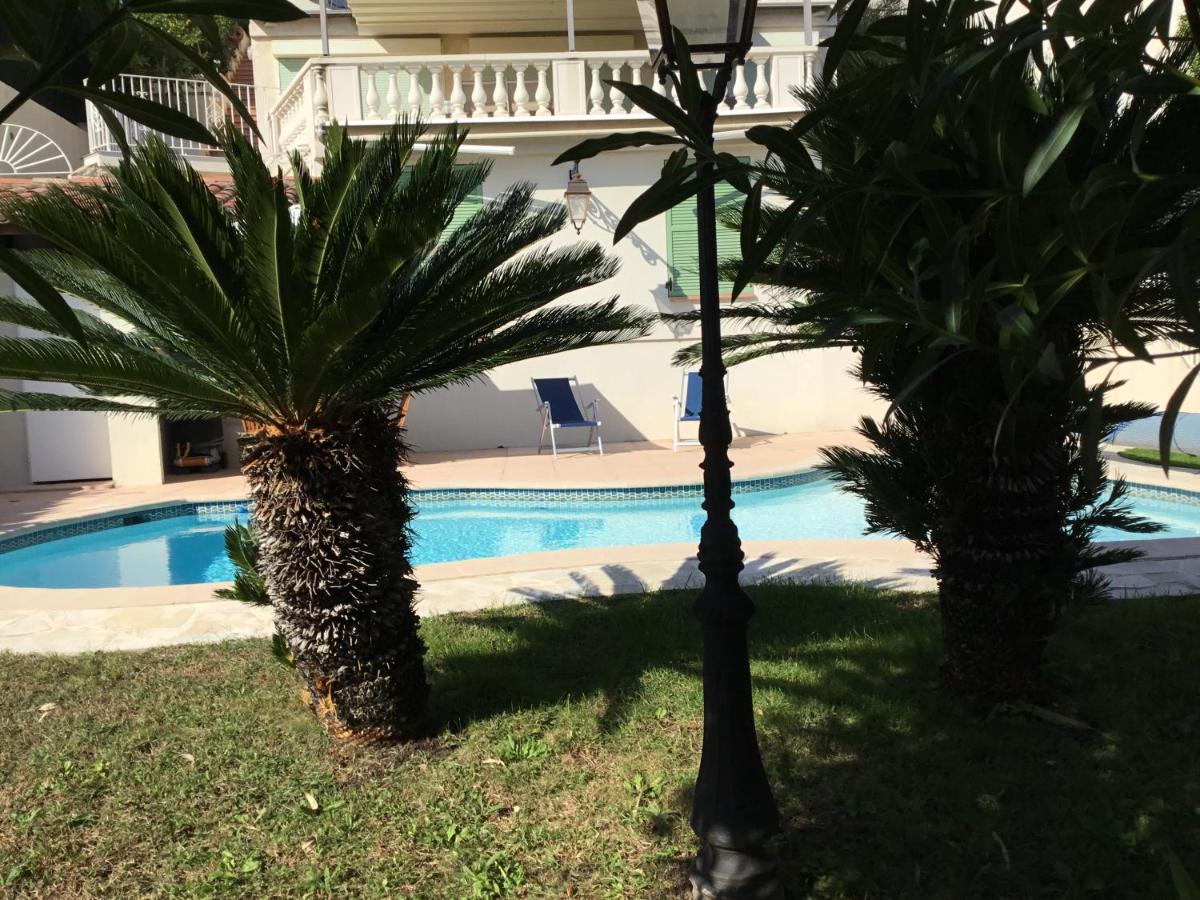 Villa Paradiso, logement avec piscine, Nice Nord - B&B Niza