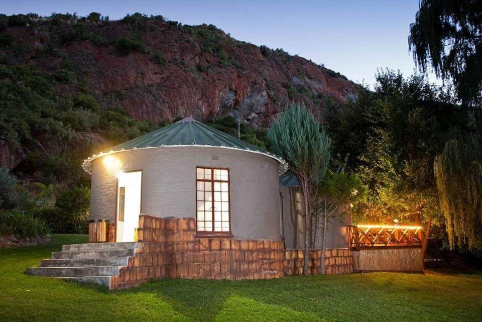 B&B Oudtshoorn - Cango Retreat Quiet - Bed and Breakfast Oudtshoorn