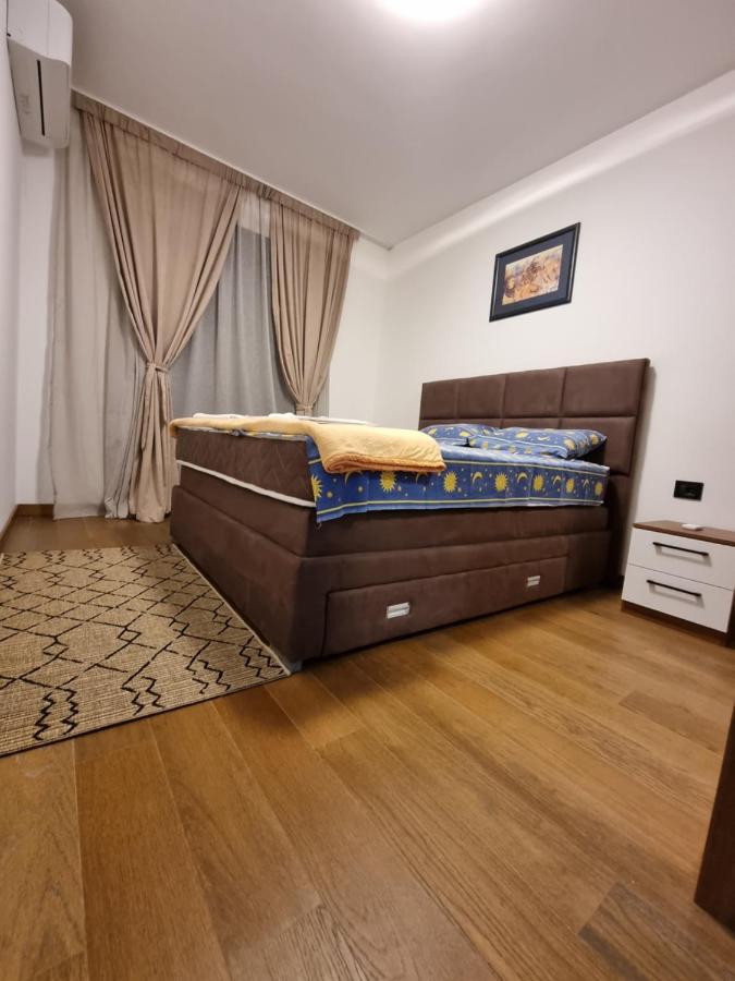 B&B Podgorica - Fantastic new centre apartment - Bed and Breakfast Podgorica