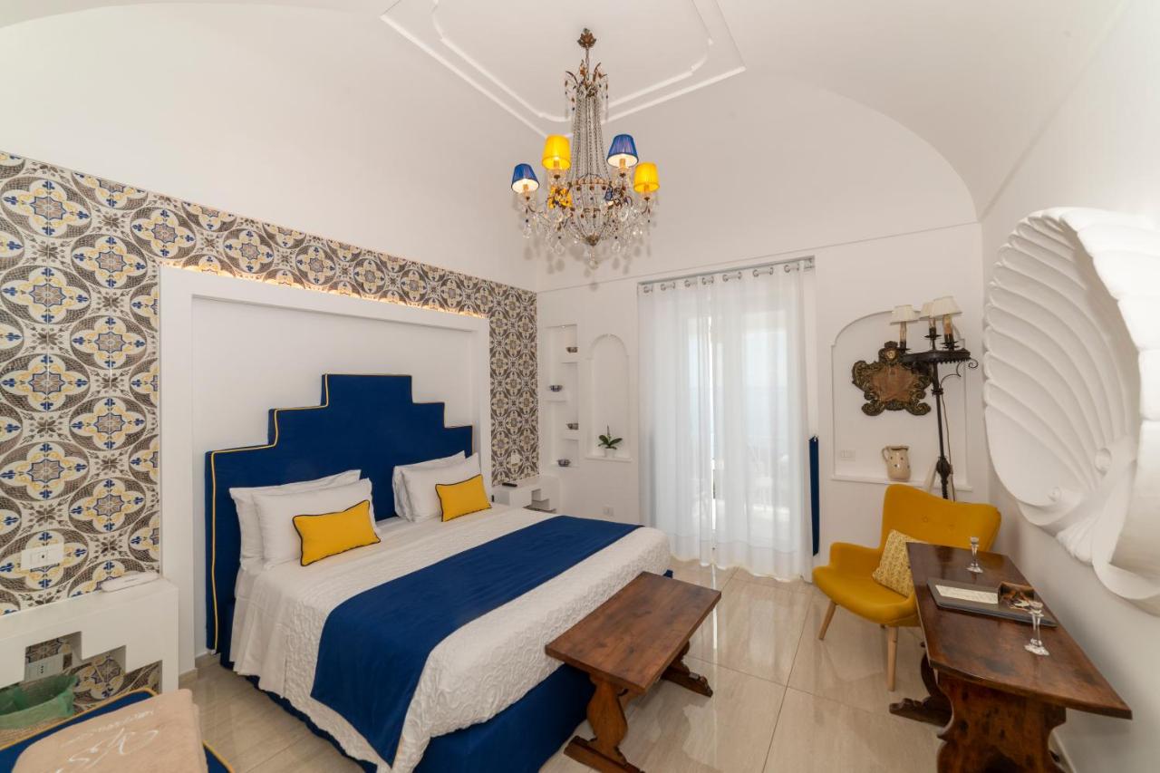 Deluxe Doppelzimmer mit Balkon und Meerblick
