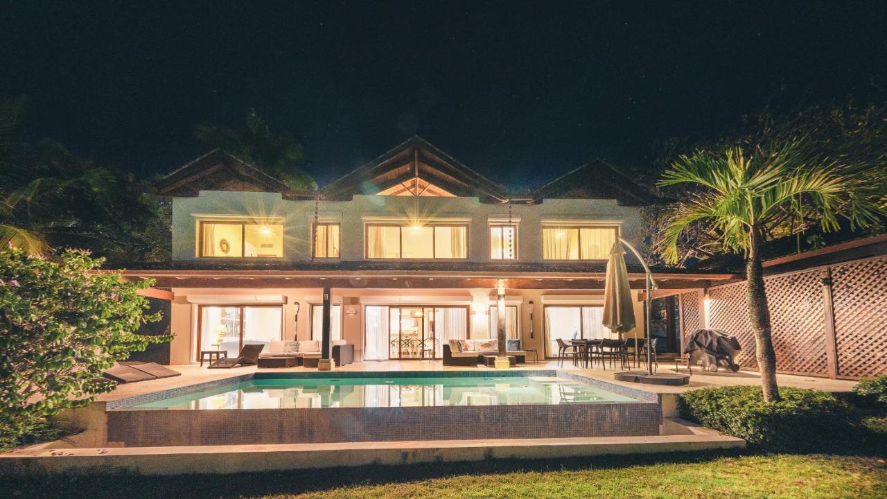 Luxurious Villa at Puerto Bahia with Great Views - B&B