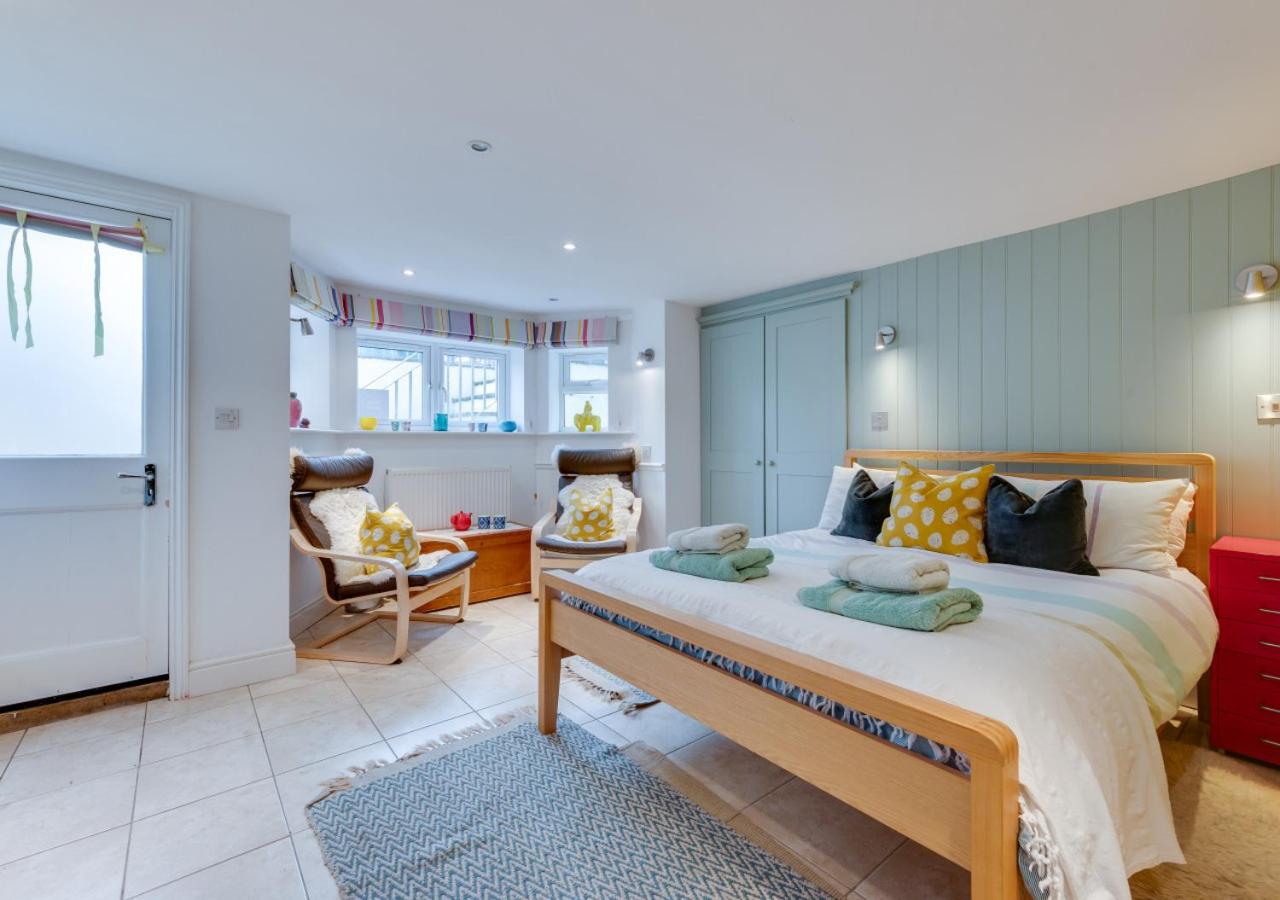 Shoreline - B&B