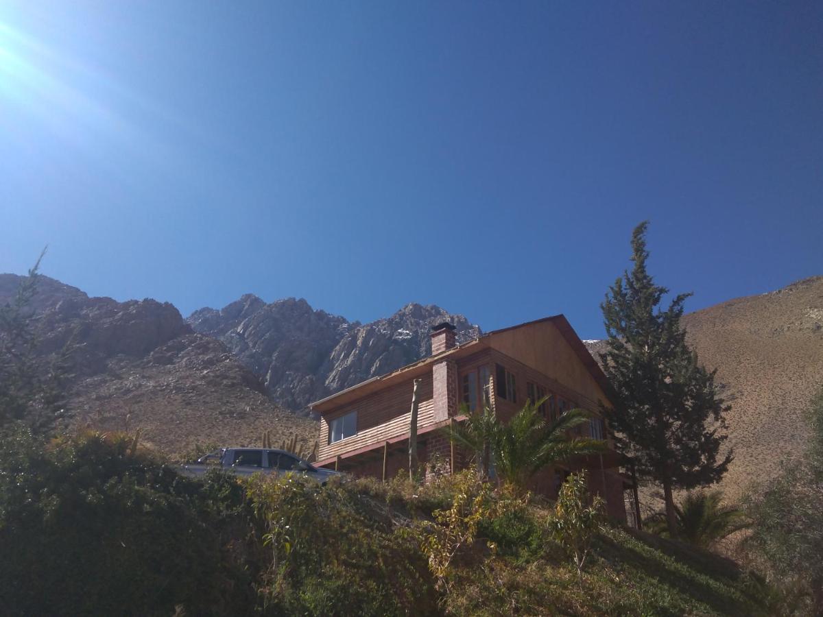 Hermosa casa familiar para 8 personas - Cochiguaz Valle de Elqui - B&B Paiguano