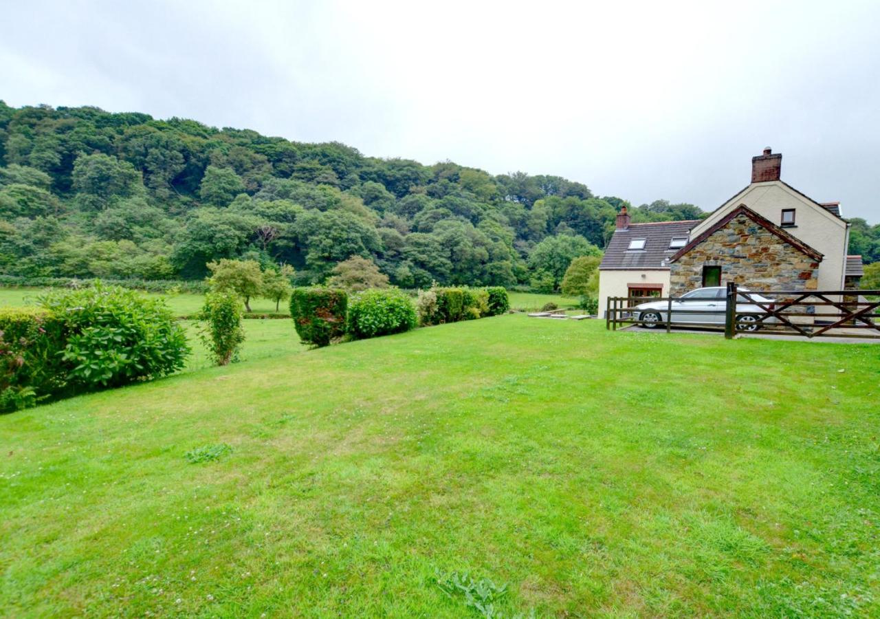 Llysyfelin - Bed and Breakfast