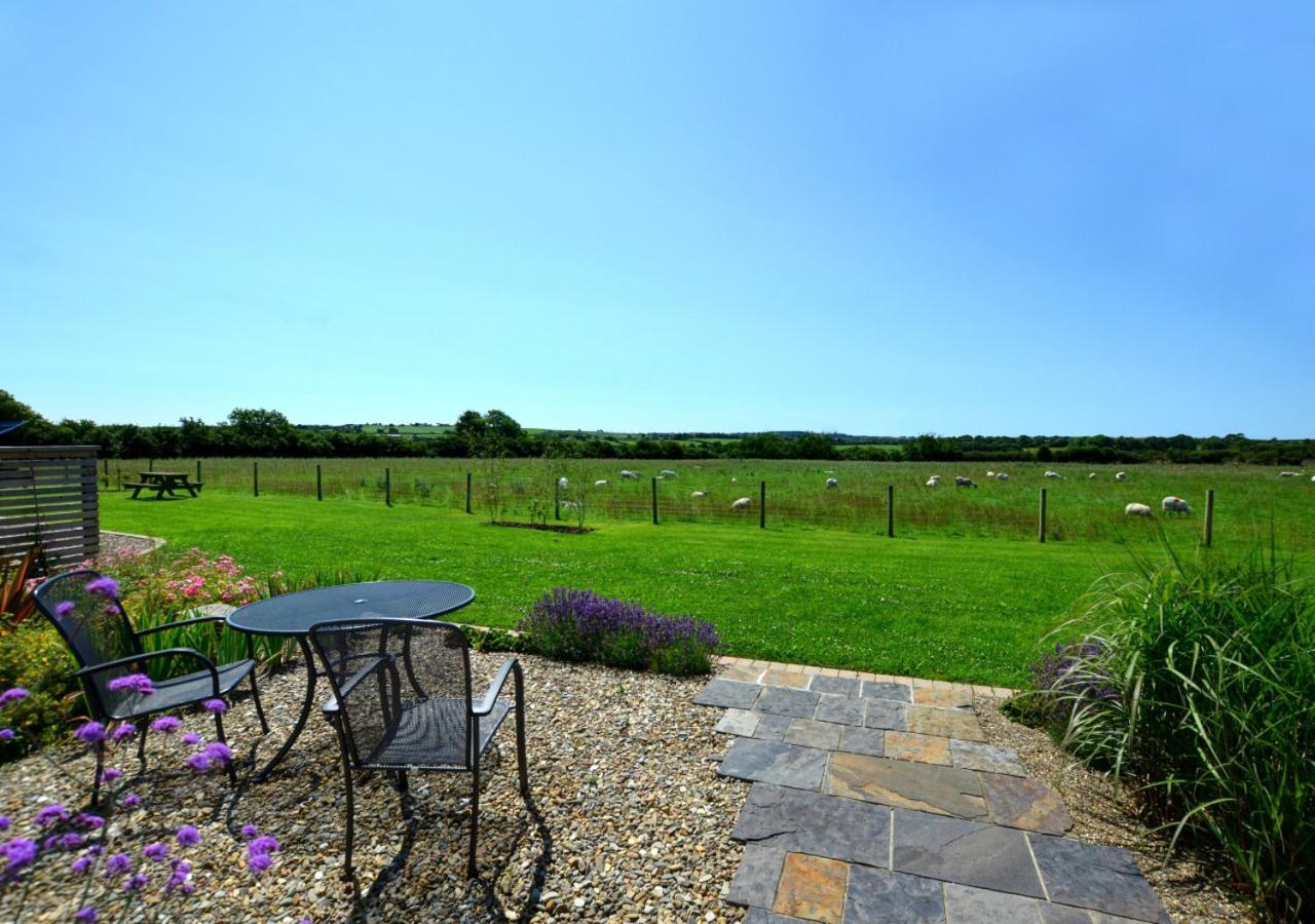Holly Cottage - B&B