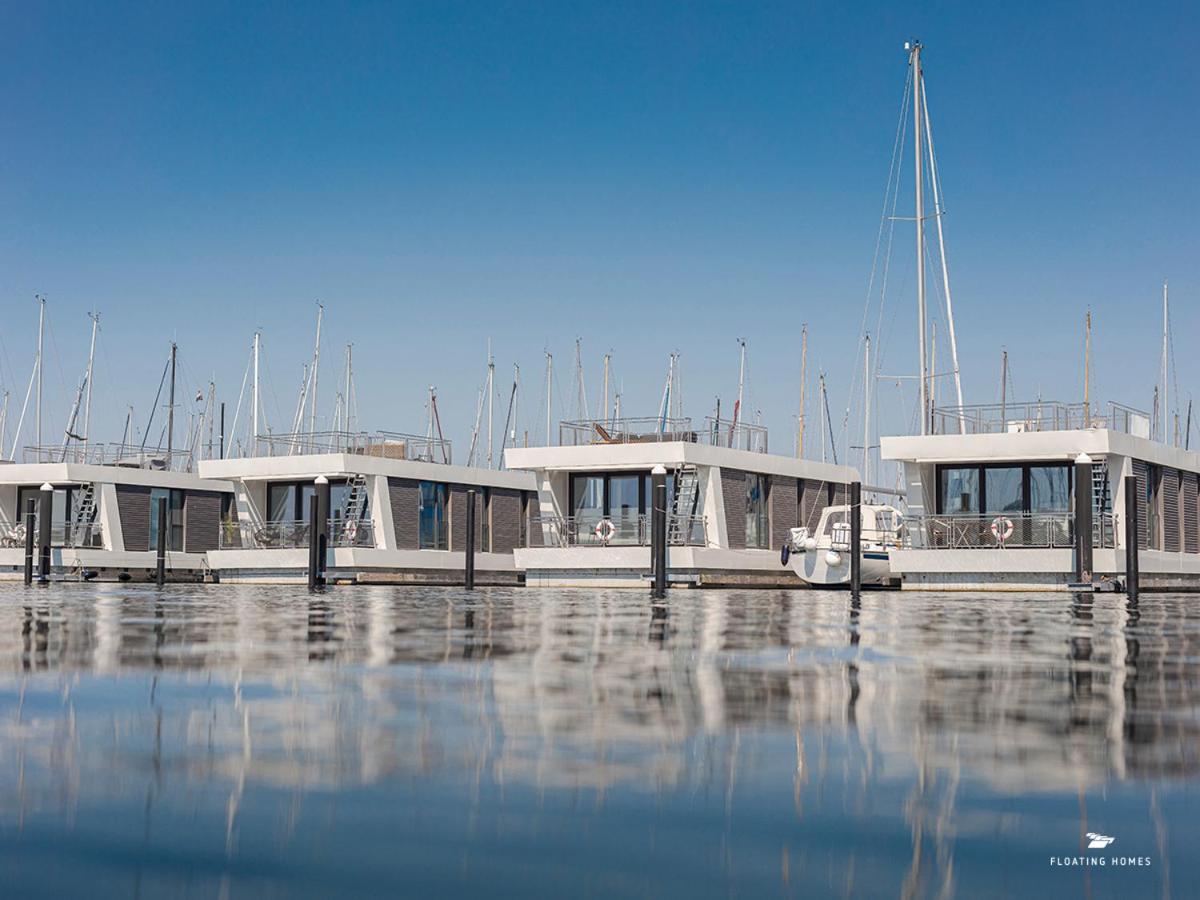 Hausboot Kielwasser FH-LA 03 - Ferienwohnung