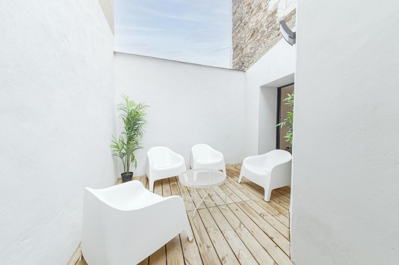LE TOPAZE Wifi Patio Centre-ville - Bed and Breakfast Angers