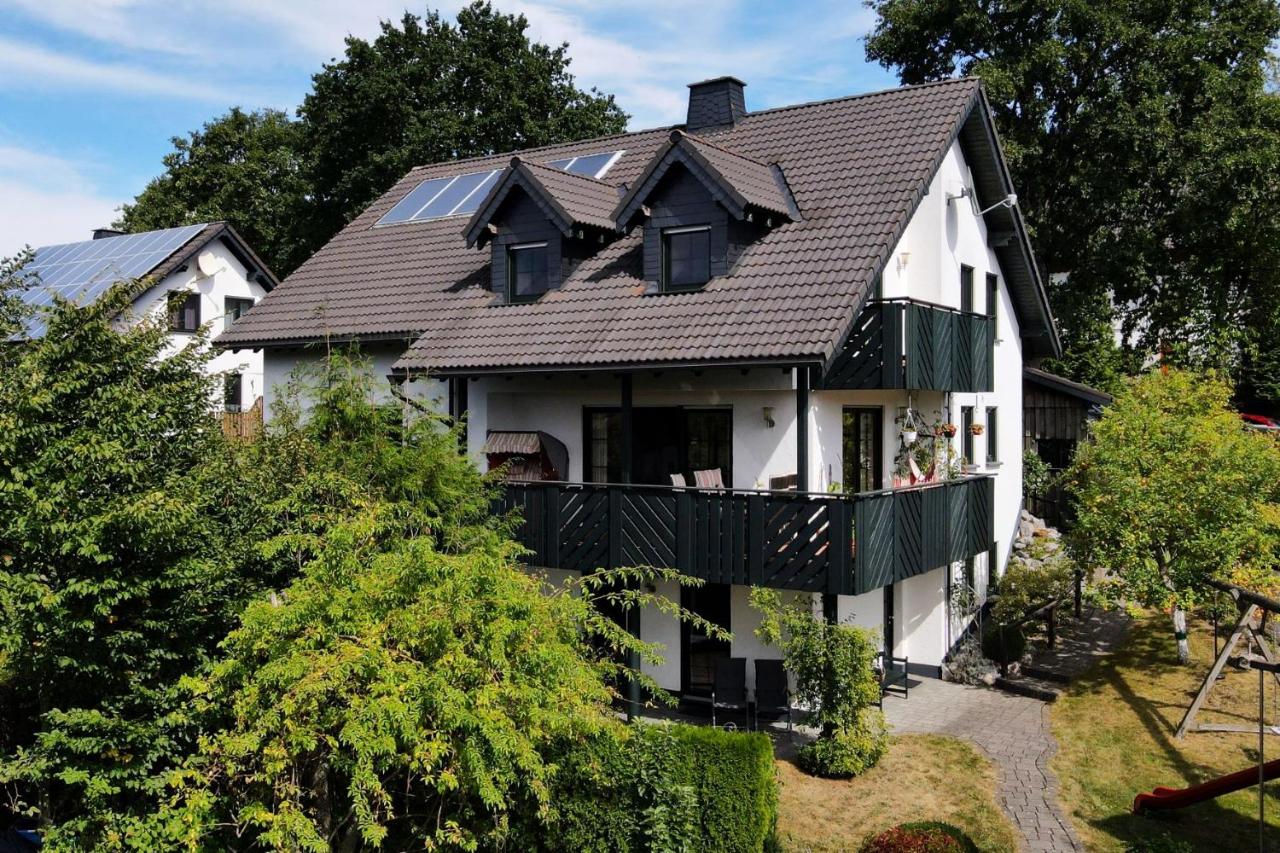 B&B Olsberg - Ferienwohnung Sonnenhang-Hartmann - Bed and Breakfast Olsberg