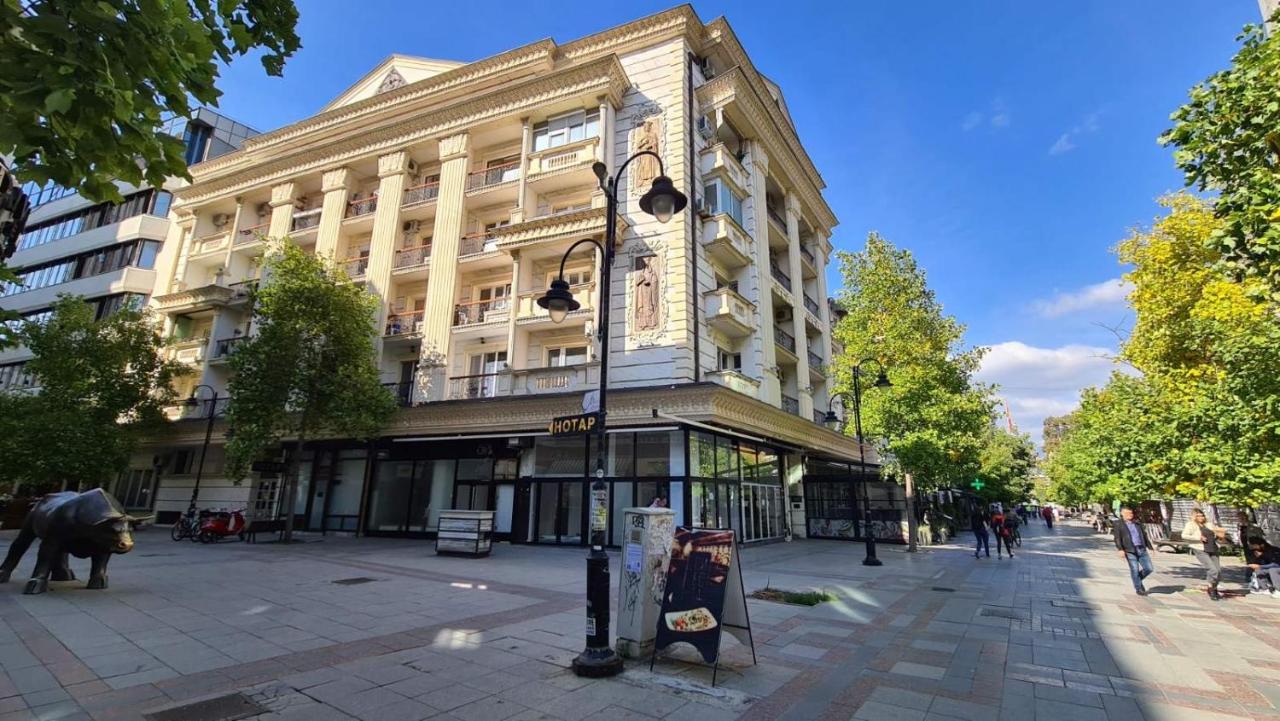 Studio with Balcony