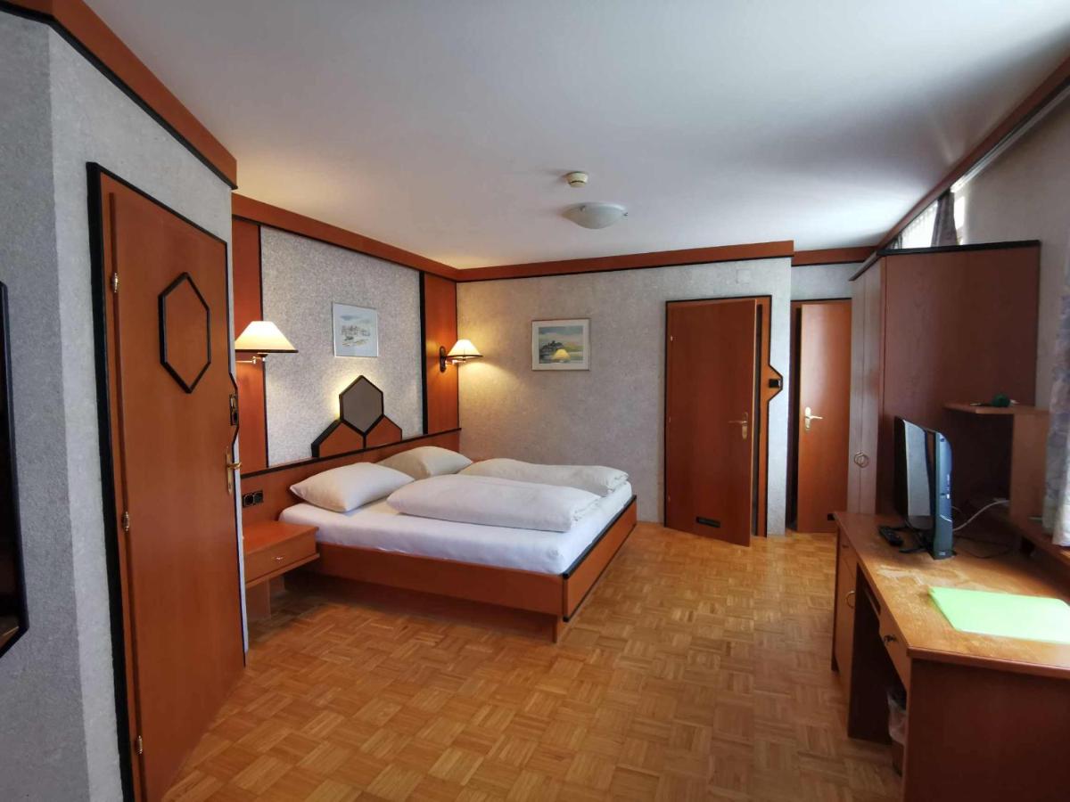 Deluxe Tweepersoonskamer met Extra Bed