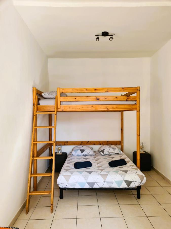 B&B Arles - Studio cosy Quartier Pont de Crau - Bed and Breakfast Arles