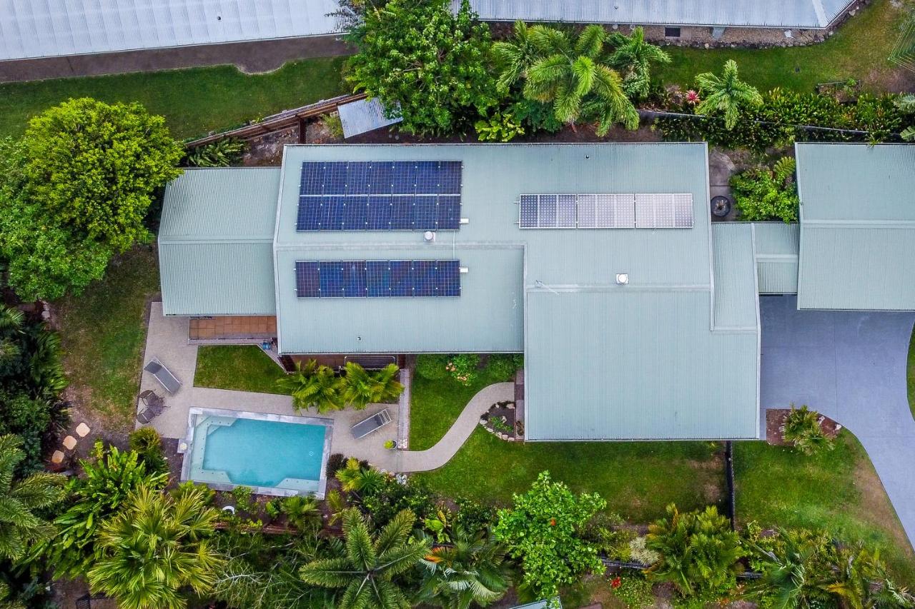 Mango Wood Villa Tropical Coastal living - Chambres d’hôtes Clifton Beach