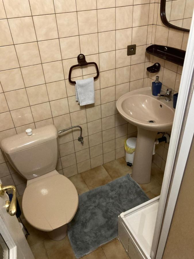 Quadruple Room with Private Bathroom