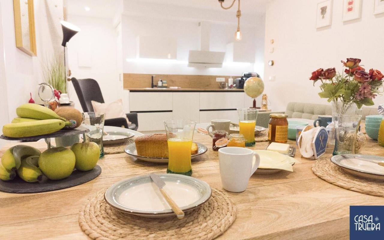 Casa Trueba, centro Gros, reformado y con desayuno - B&B San Sebastián