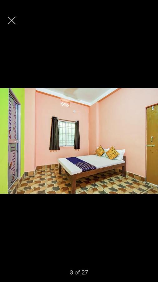 Deluxe Double Room (2 Adults + 1 Child)