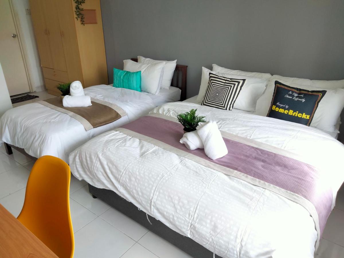 B&B Cyberjaya - Cyberia Crescent - 3 bedroom 8 Pax - Bed and Breakfast Cyberjaya