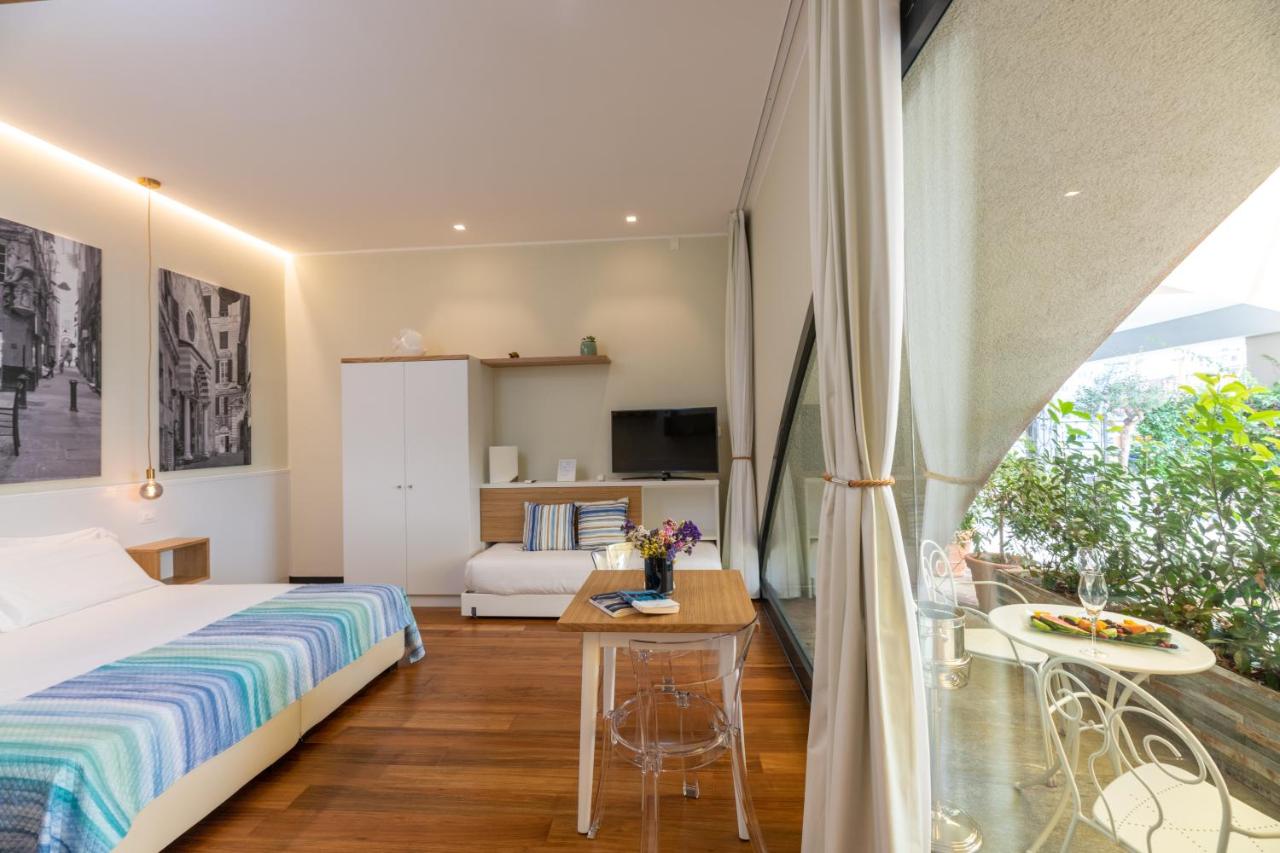 Triple Room with Garden View