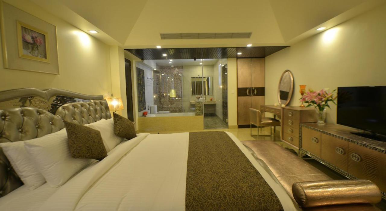 King Suite with Sea View