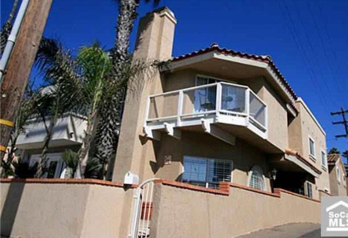 B&B Huntington Beach - Pacific Breeze Right Next to Huntington Beach Pier! Steps from Beach!! - Bed and Breakfast Huntington Beach