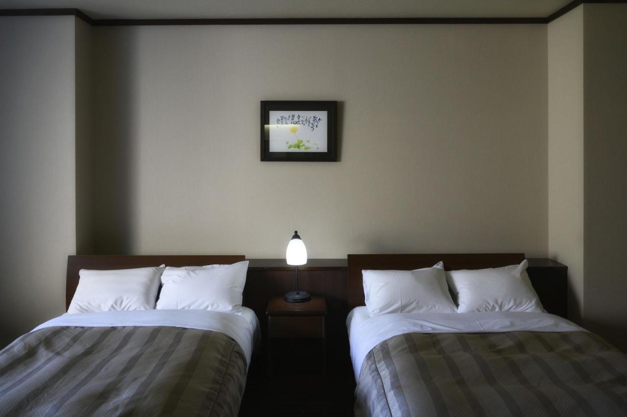 Standard Twin Room -The Main - Non-Smoking