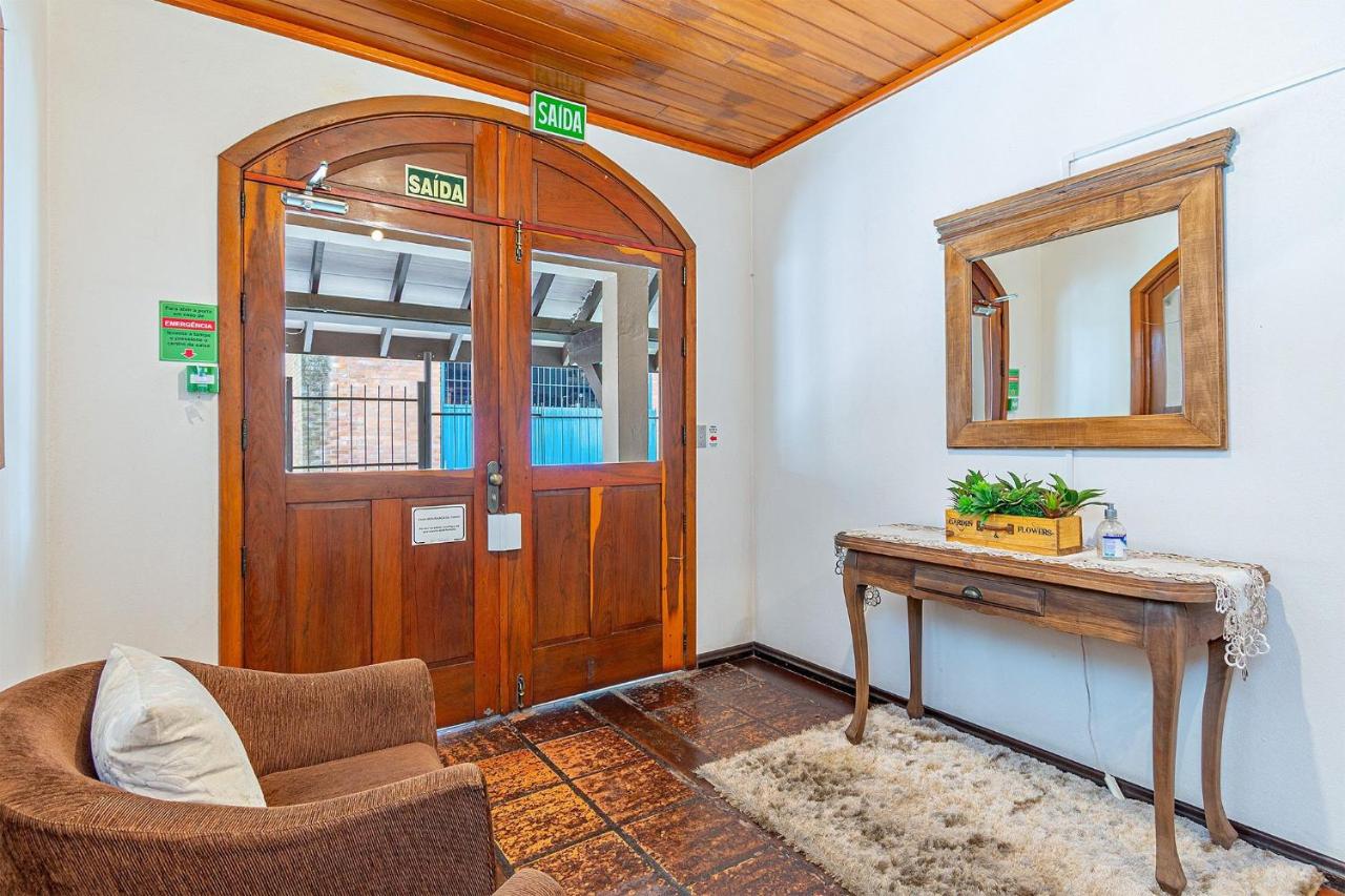 Amplo apartamento ao lado da Rua Coberta - B&B