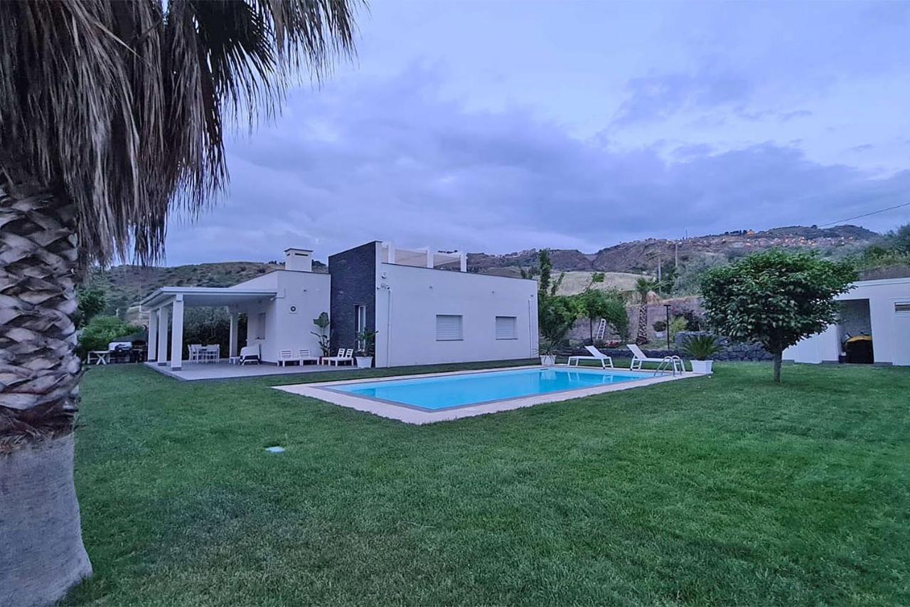 Villa con piscina - B&B