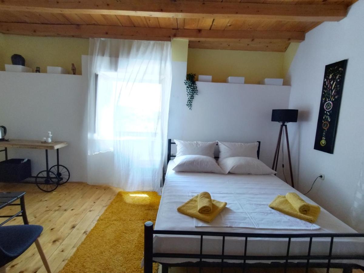 Studio with Sea View