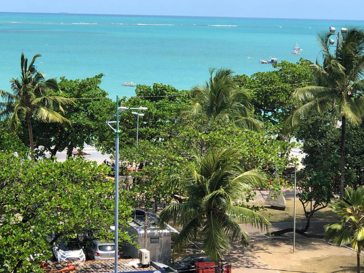 lindo apartamento de frente para à praia de pajuçara - B&B Maceió