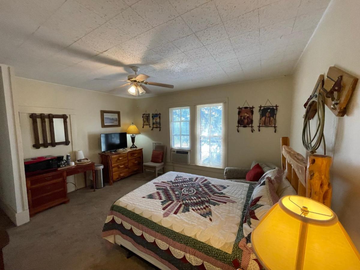 Carriage Inn - Utopia Suite 4 - B&B
