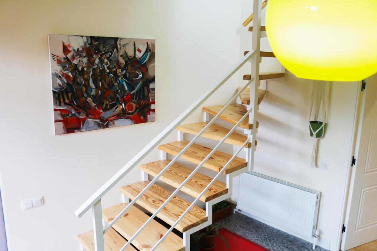 Doppel-/Zweibettzimmer mit Balkon