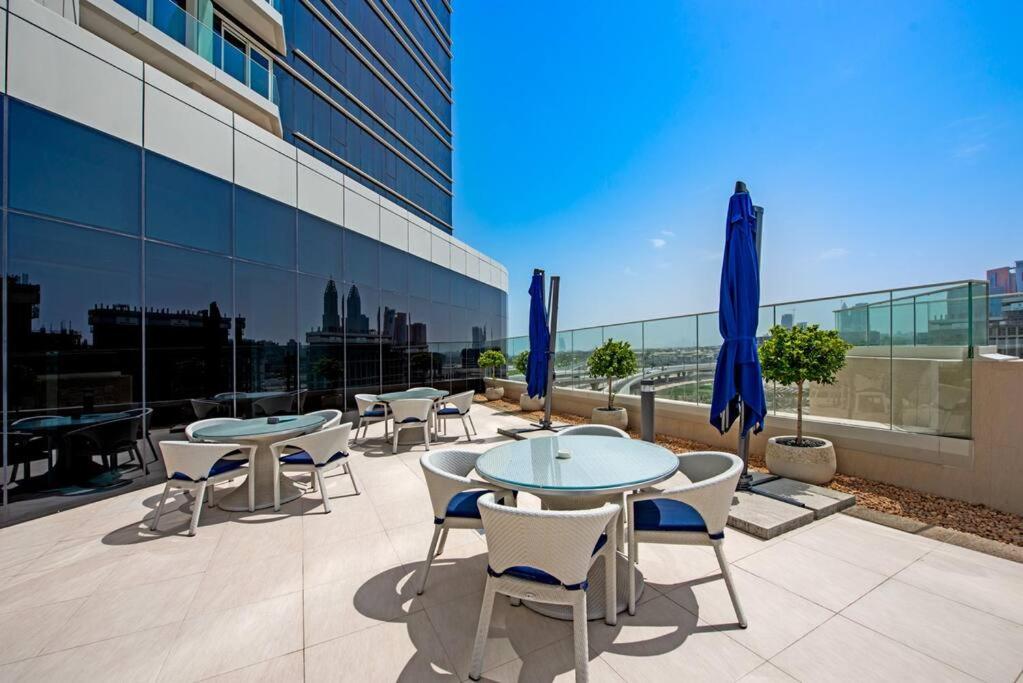 Exquisite Apartment Minutes Away from the Beach - B&B Dubai