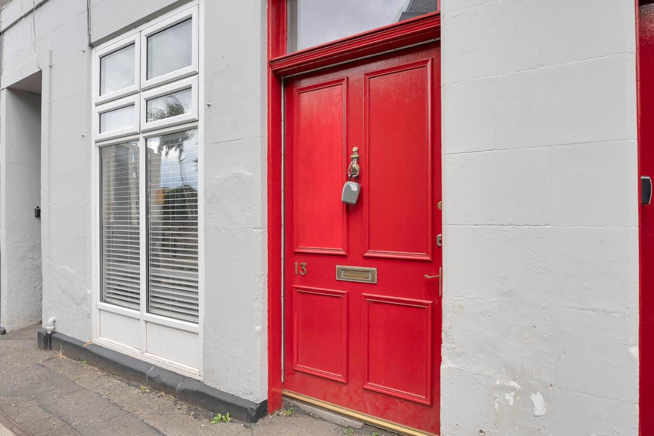 City Centre 2 Bedroom Main Door Apartment - B&B