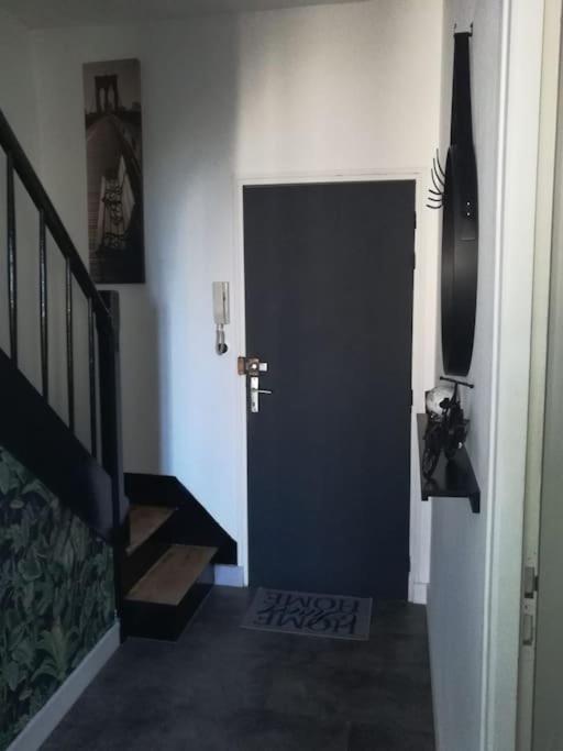 La Résidence immeuble proche place François 1er - B&B Cognac