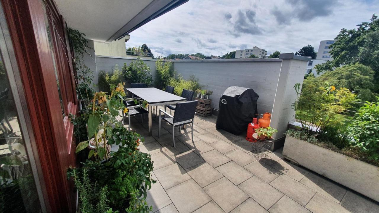 B&B Kreuzlingen - COSI - Komfortables Privatzimmer mit grosser Terrasse und Parkplatz - Bed and Breakfast Kreuzlingen